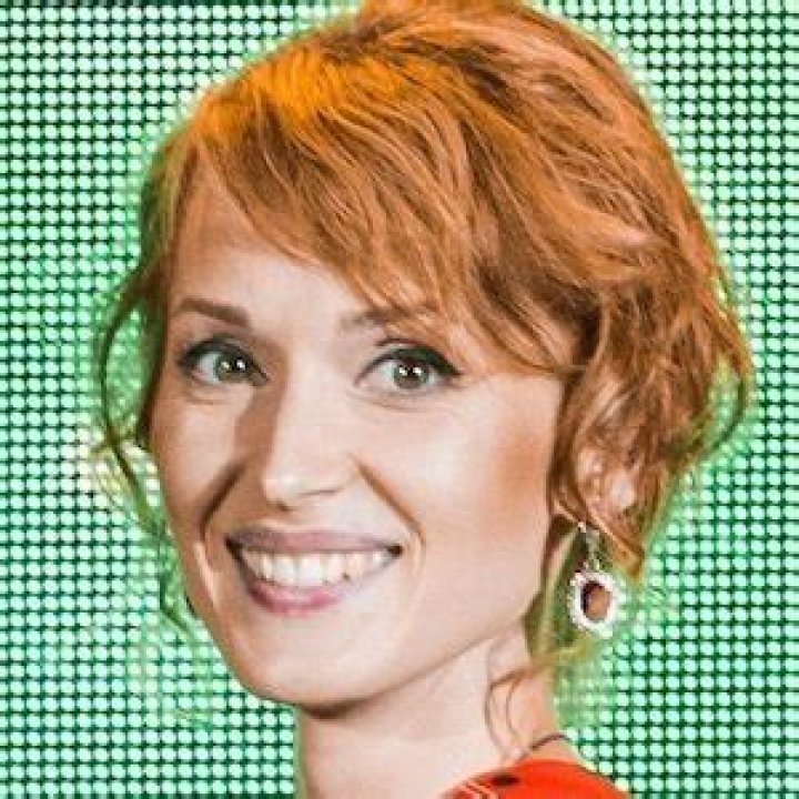 Aida Nikolaychuk’s Net Worth, Age, Height, Weight, Husband, Kids, Bio-Wiki