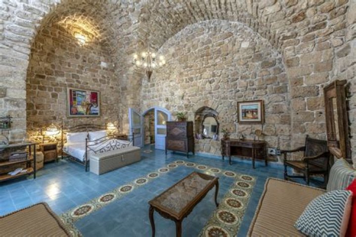 Arabesque, `Akko, Israel