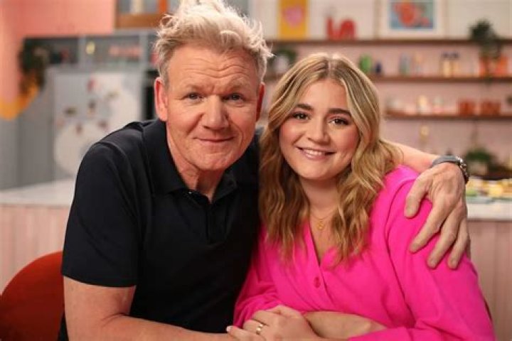 Holly Anna Ramsay Biography; Net Worth, Age, Height, Job, Boyfriend, Model And Twin Of Gordon Ramsay’s Daughter