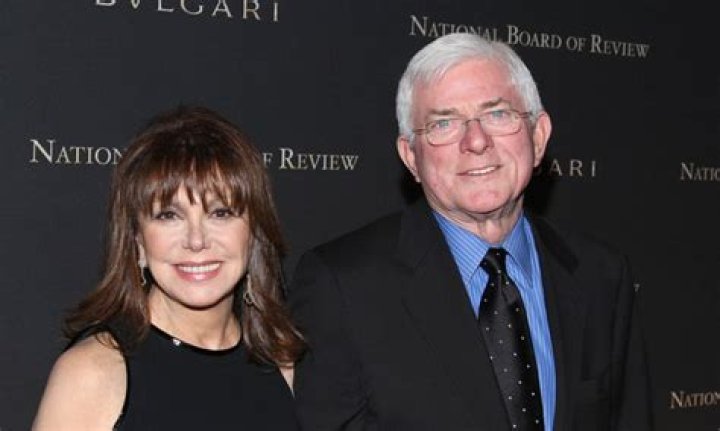 Marlo Thomas: Husband, net worth, tattoos, smoking & body measurements
