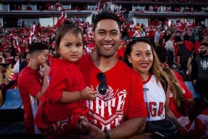 Who Is Uli Latukefu Wife Pamela Savieti? Meet Their Kids